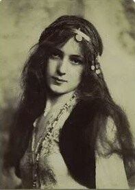 Неожиданное приобретение Виттории Флорабелио (СИ) - Ролдугина Софья Валерьевна